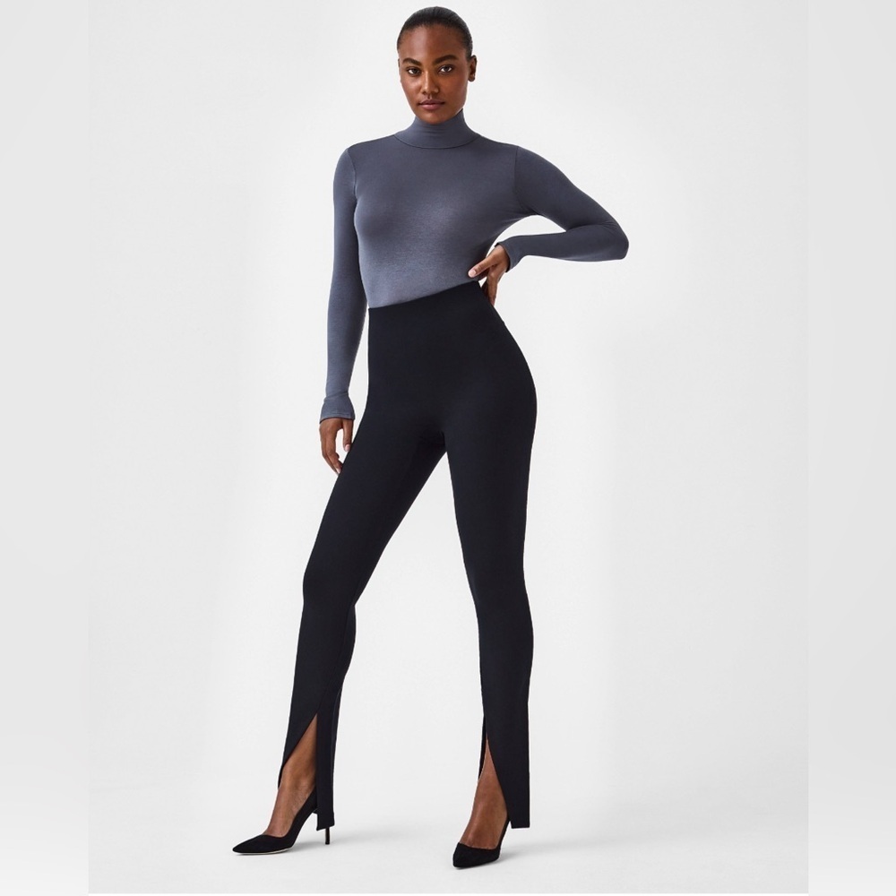 NWT Spanx Perfect Front slip leggings in classic black Large
